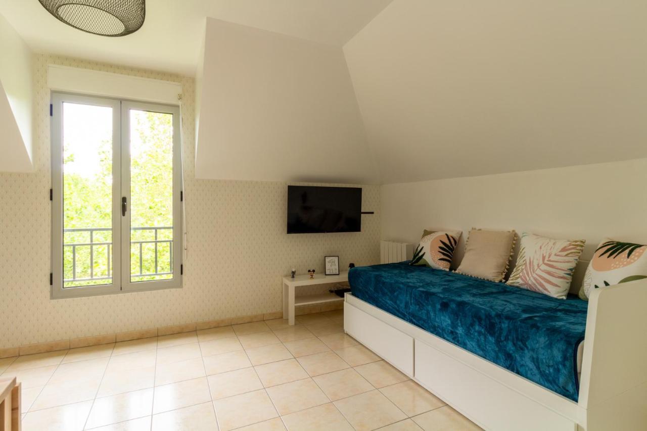 Ferienwohnung Le Bienvenue Bussy-Saint-Georges Exterior foto